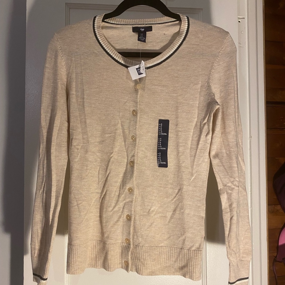 The Gap Tan Cardigan Size Small